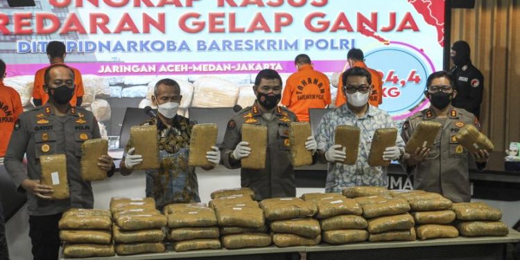 Polisi Kembali Tetapkan Satu Orang Pengeroyok Perwira Polisi Saat Demo Ormas PP di DPR