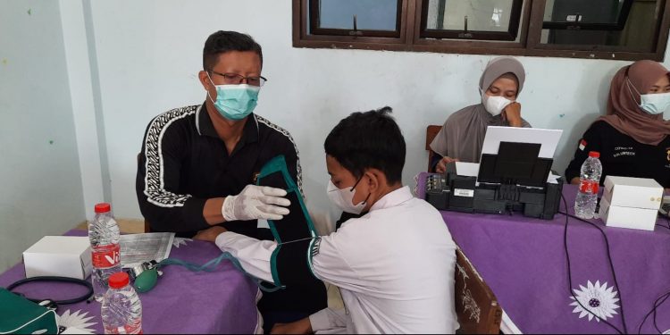 Gerai Vaksin Presisi Polres Pekalongan Kota, 100 dosis Vaksin disuntikkan di MTs Muhammadiyah Pekalongan