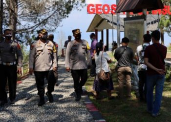 Libur Nataru, Polisi Perketat Prokes di Objek Wisata