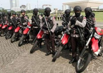 Amankan Nataru, Polri Terjunkan 177.212 Personel untuk Jaga di Gereja hingga Mall