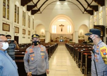 Antisipasi Cegah Virus Omicron di Surabaya, Polrestabes Perketat Prokes di Gereja dan Stasiun