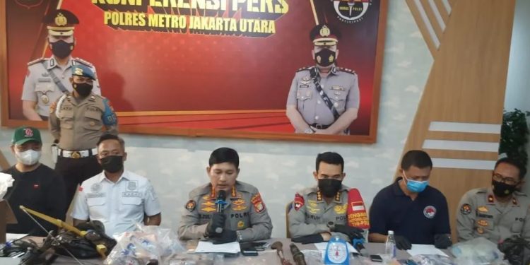 Ditresnarkoba Polda Metro Jaya Ringkus 23 Pria dan 4 Wanita