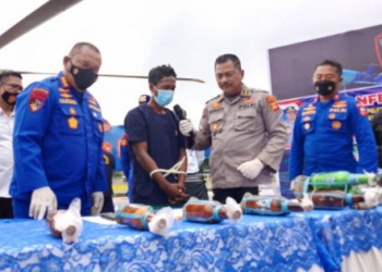 Polairud Tangakp Nelayan Pengebom Ikan di Lombok Timur - Sapatipidter