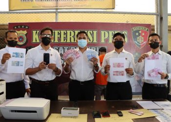 Pasutri di Banda Aceh Ditangkap Polisi, Cetak Uang Palsu Demi Beli iPhone