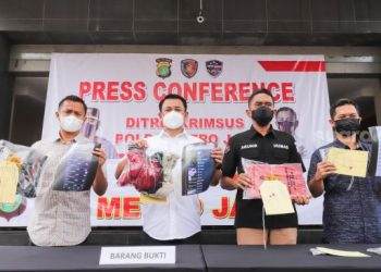 Polda Metro Press Release Tersangka Dea OnlyFans
