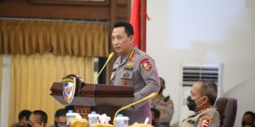 kapolri jenderal listyo sigit prabowo Perintahkan Polisi Humanis Kawal Demo 11 April