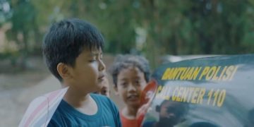 HUT Bhayangkara Ke-76, Polsek Cikancung luncurkan film Layanan Tjap 110