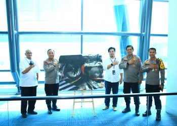 Polri Pamerkan Lukisan Karya Difabel di Bandara Soetta