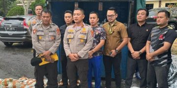 Polres Bangka Barat melaksanakan razia rutin di Pelabuhan Tanjung Kalian, Mentok.