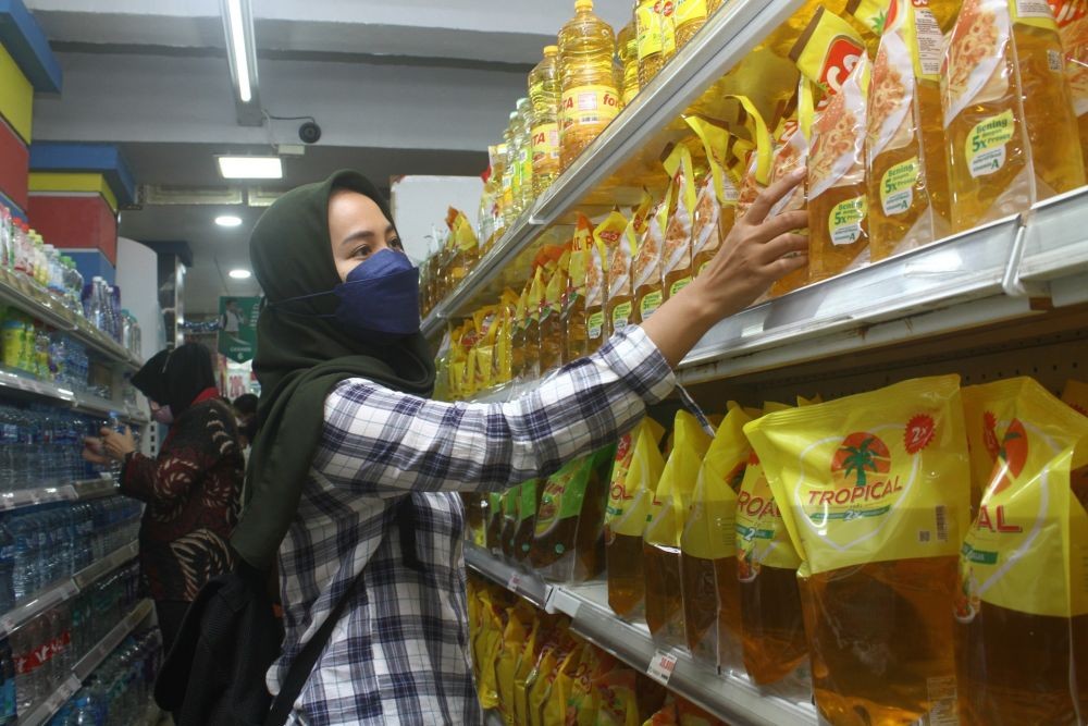 Satgas Pangan Jelaskan Minyak Goreng Langka Karena Pengiriman Telat